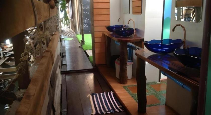 Peacock Hostel Ко-Ланта Екстер'єр фото