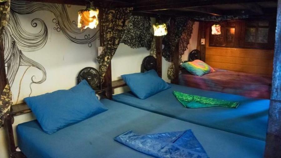 Peacock Hostel Ко-Ланта Екстер'єр фото