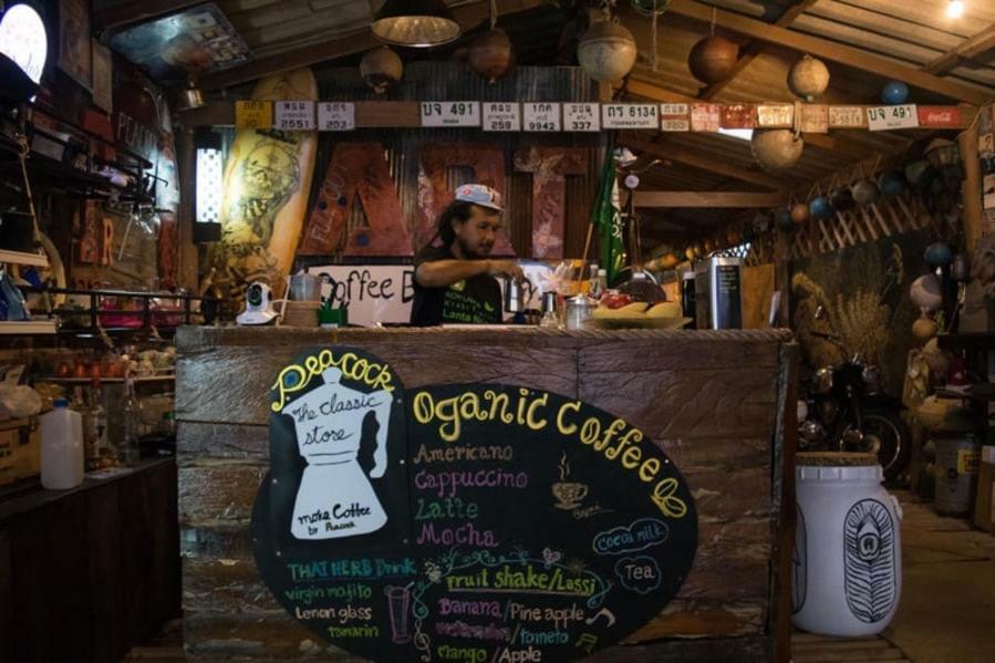 Peacock Hostel Ко-Ланта Екстер'єр фото