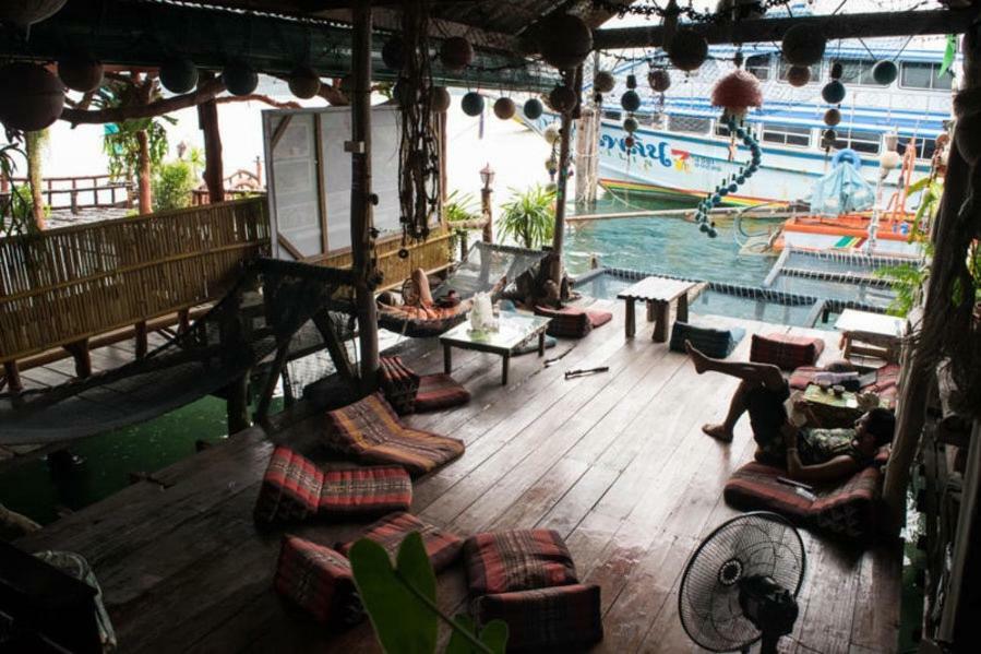 Peacock Hostel Ко-Ланта Екстер'єр фото