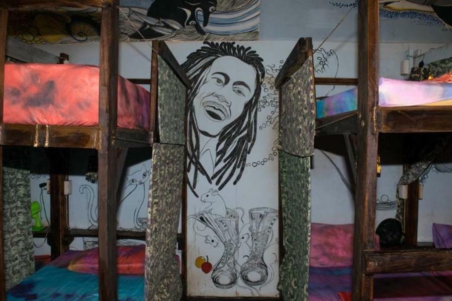 Peacock Hostel Ко-Ланта Екстер'єр фото